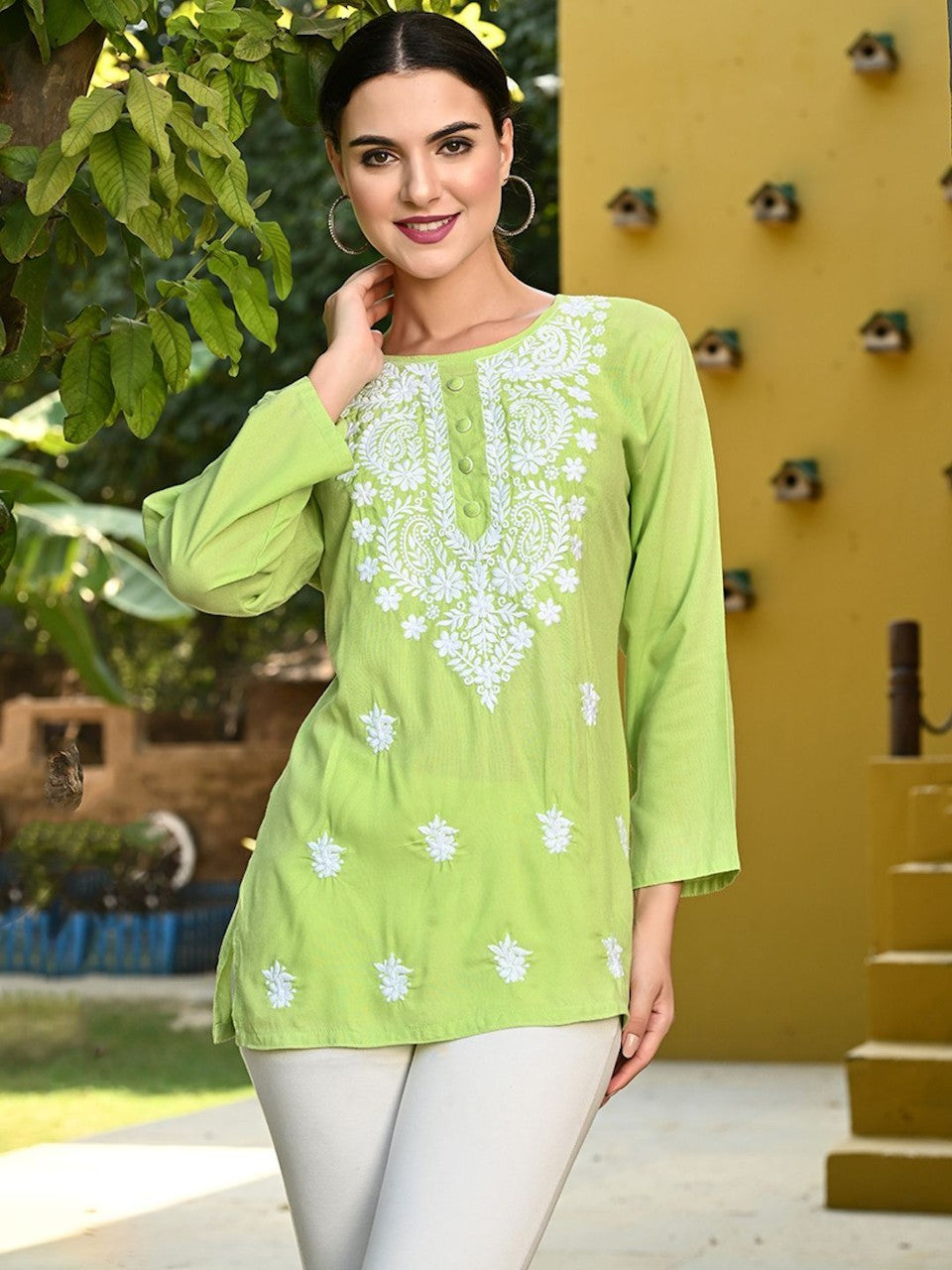 Women Round Neck Embroidered Solid Rayon Tunic (Color Lime Green)